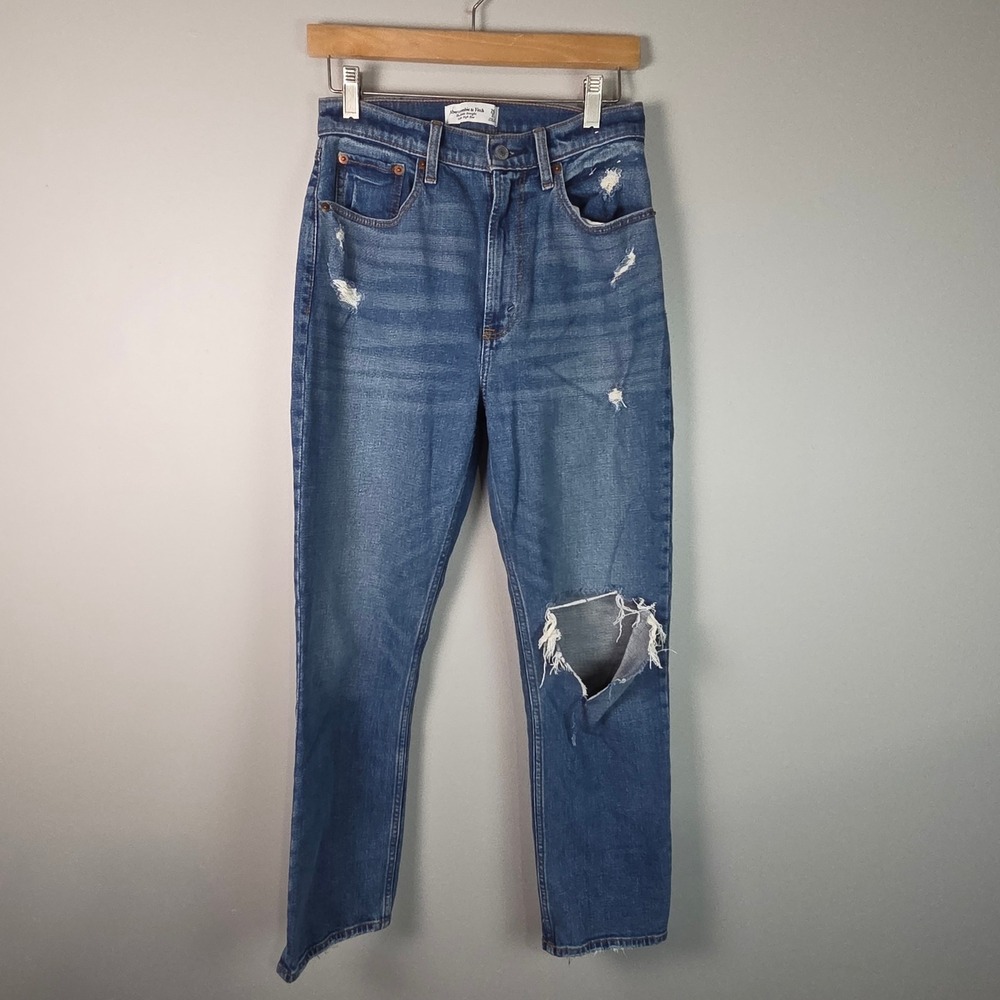Abercrombie & Fitch Ankle Straight Jeans Women 26 Blue Distressed Curve Love